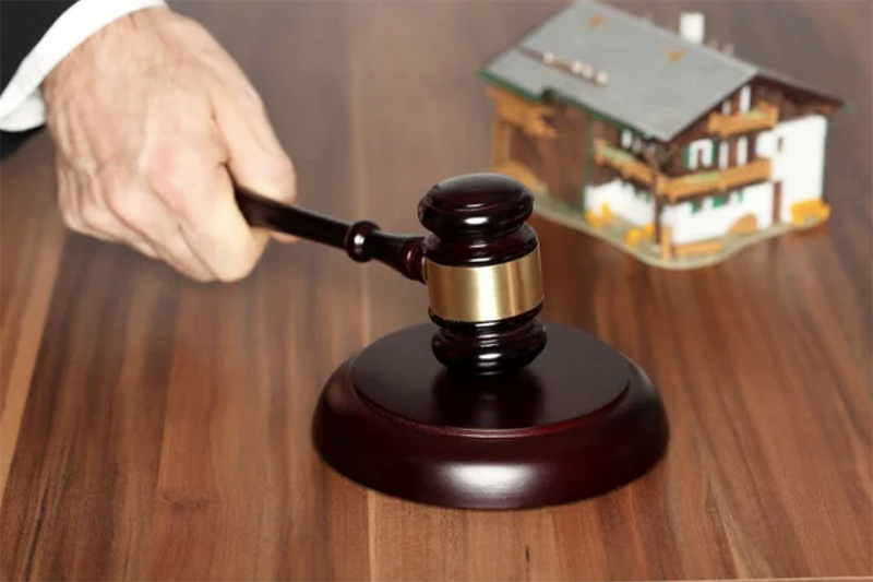 Antitrust Lawsuit Stirs California Real Estate Market